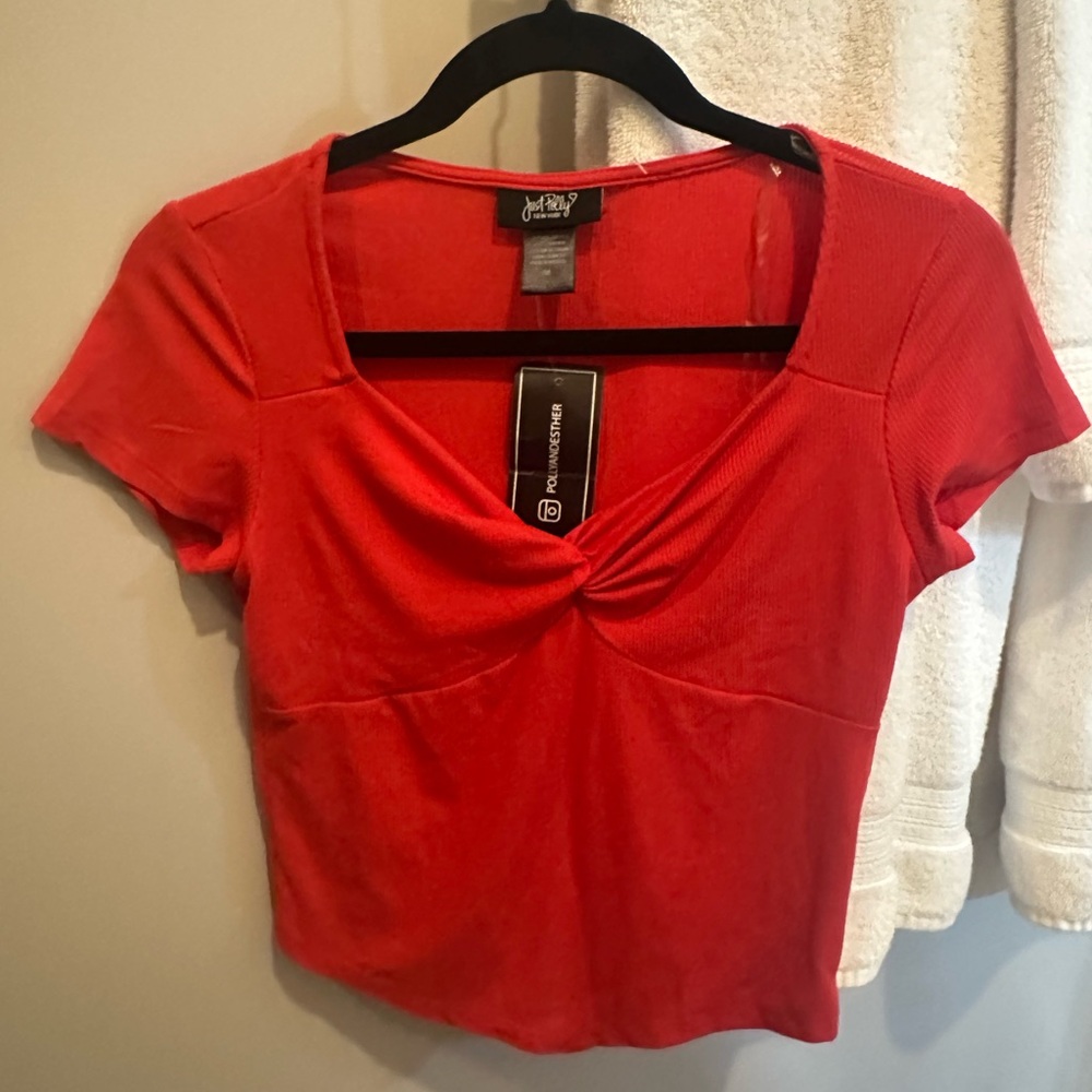 Just Polly New York Red Ribbed Twist Front Sweetheart Neck Crop Top Shirt Medium